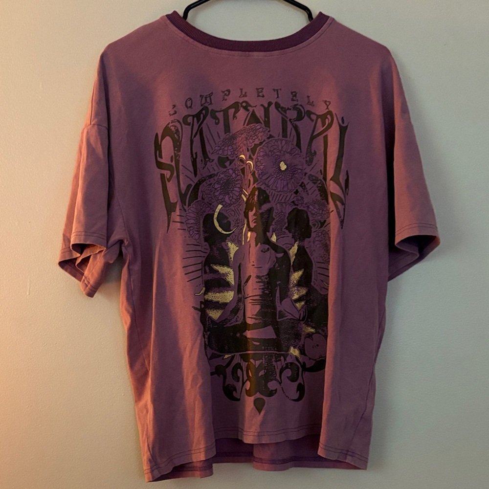Le Lis Purple Graphic Short Sleeve Tee